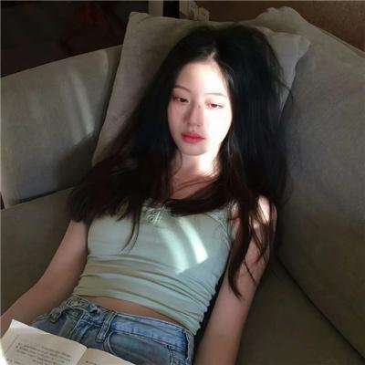 外面有个僵尸啊