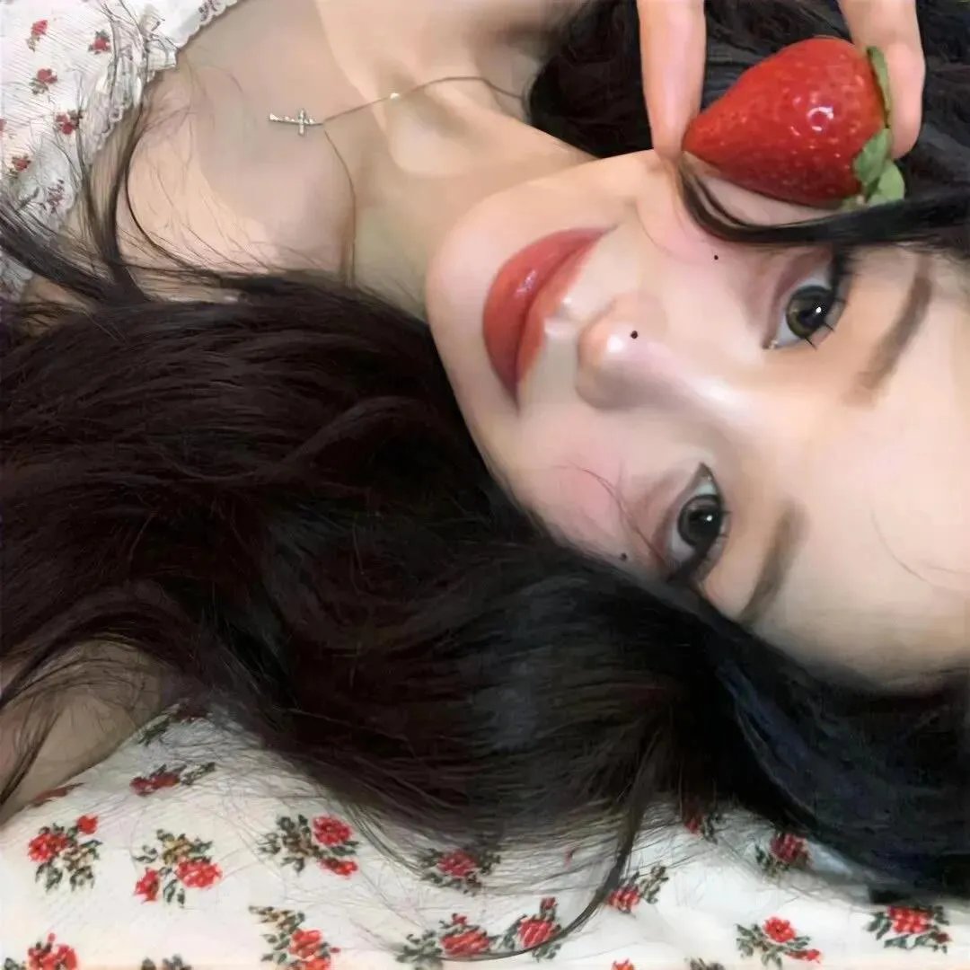穿在乳头上的洞